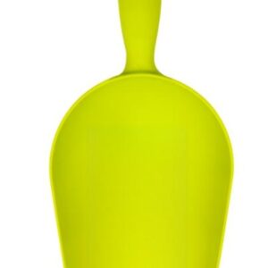 Big plastic scoop